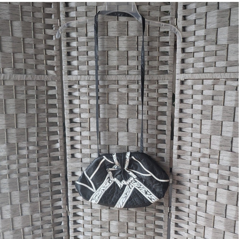 Vtg Crossbody Frame Bag Black White Patchwork Croc‎ Embossed Leather Made in USA